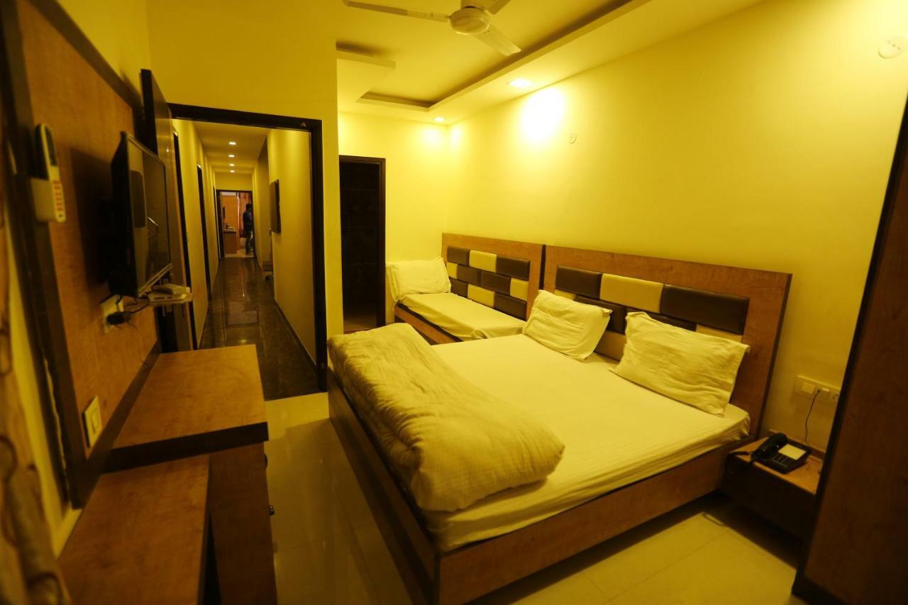 Hotel Golden Heart Amritsar Luaran gambar